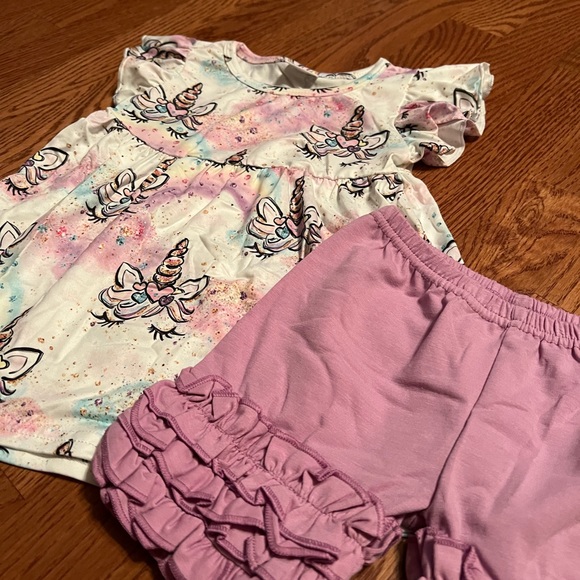 🆕🦄 UNICORN Outfit - Picture 3 of 5